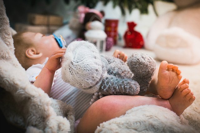 Новогодняя фотосессия малыша, куклы реборн Ольги Коновниной (фото 6)