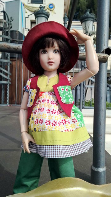 Поезд в Барселону дремлет, или, Мне ещё три платья надеть осталось