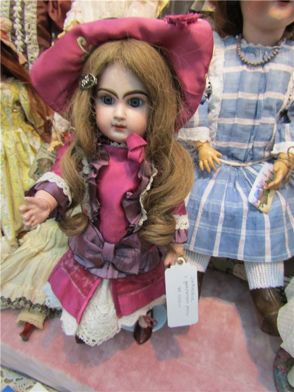 Антикварные куклы на Искусство куклы 2016. Фото
