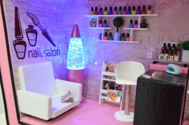 Полочка с миниатюрой "Маникюрный салон"+шкатулка+светильник