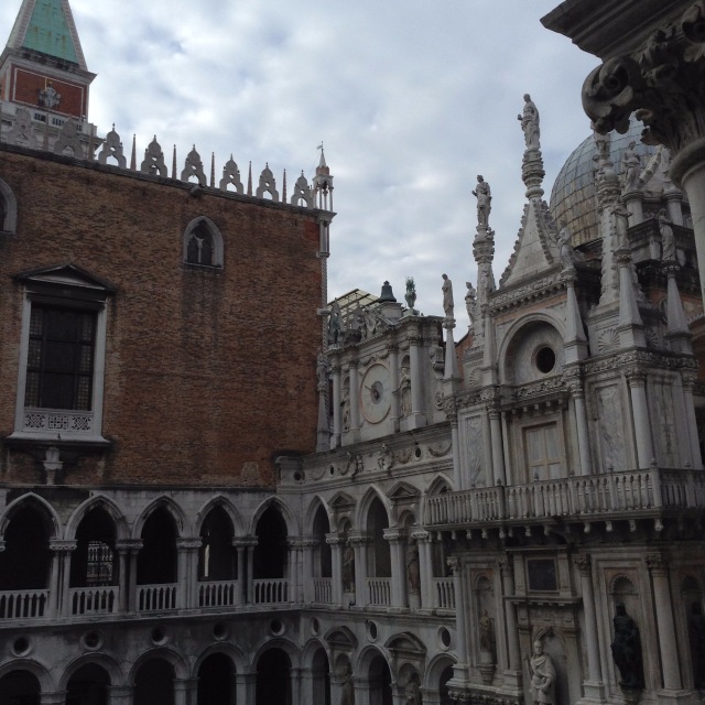 Приключения Минуш в Италии [Часть 2] Венеция -"Волшебный город на волнах, мечты высокой воплощенье"