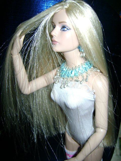 Nu Mood Sidney - девушка загадка от Tonnera