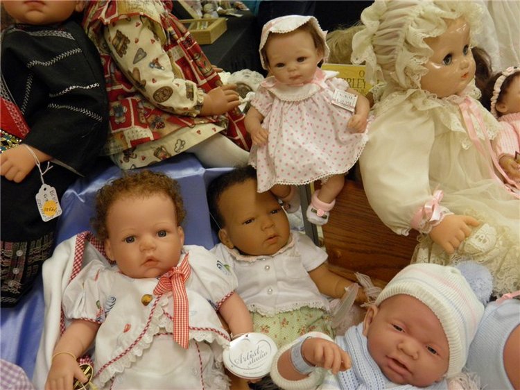 4-ая ежегодная выставка-распродажа кукол в Денвере, штат Колорадо | Бэйбики 4-ая ежегодная выставка-распродажа кукол в Денвере, штат Колорадо