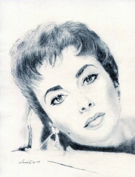 А ещё я немножечко рисую…