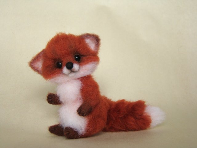 Лисёнок. Авторская игрушка валянием Ольги Чернухо (фото 3)