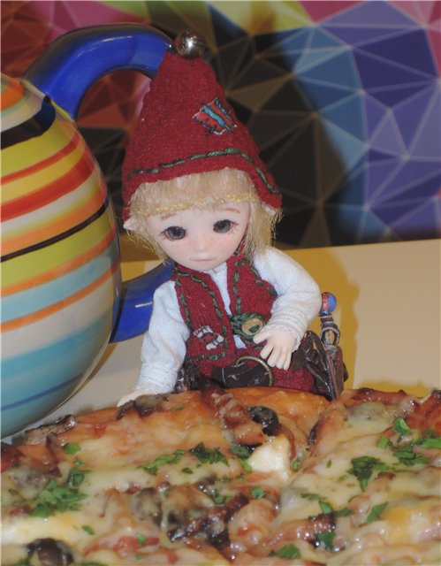 Дилька работает домовым - 2 (фото 7)