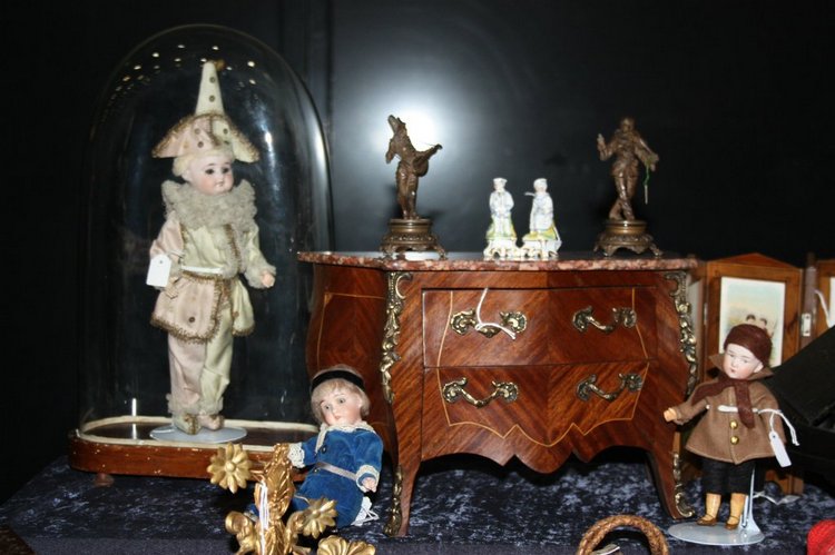 Выставка кукол, мишек тедди, кукольных домиков и миниатюры в Нидерландах 24-25 октября 2015 год. Часть третья - антикварки