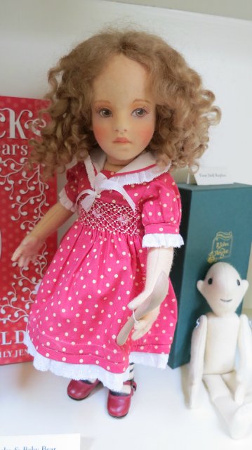 Впервые за 40 лет. День открытых дверей на кукольной фабрике R John Wright. Часть первая: Место, где рождаются куклы и