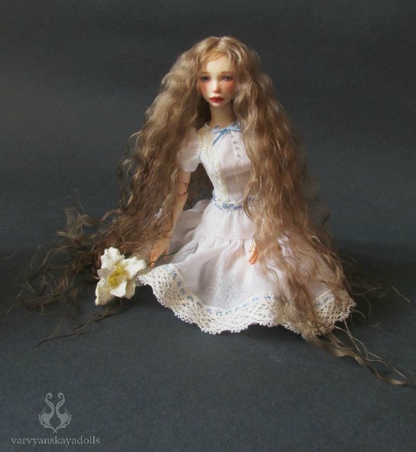 Полиуретановая шарнирная кукла Майя (фото 4)