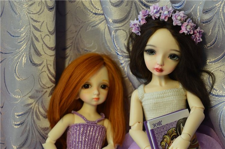 А нам фиолетово! Или у нас новенькая