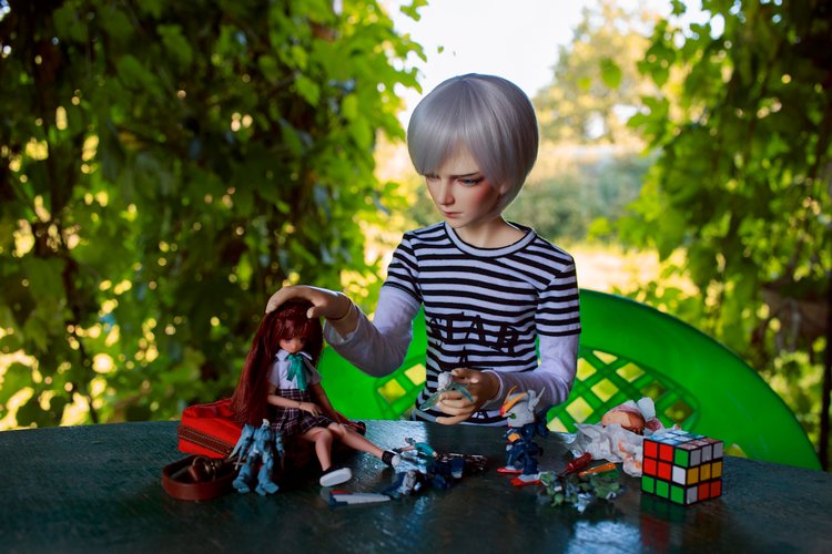 60 см vs 15 см. Или две истории из жизни Итана и Хотару