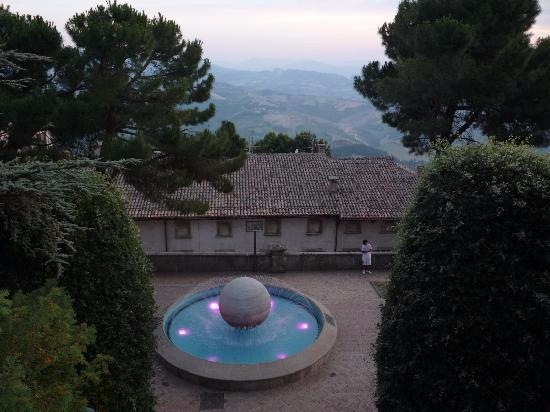 Приключения Минуш в Италии Часть 1. Сан-Марино. Государство в облаках