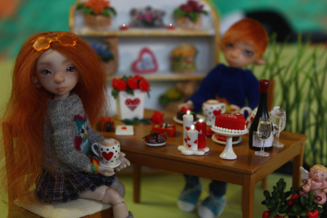 Как Фиби и Остин зиму зимовали. Часть 2: День Святого Валентина, 8 Марта