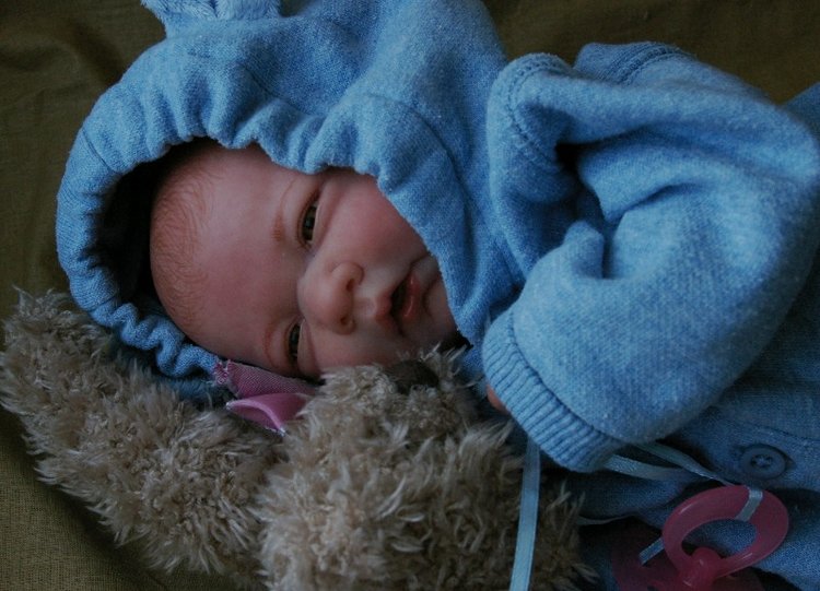 Преображение куколки Berenguer (фото 6)