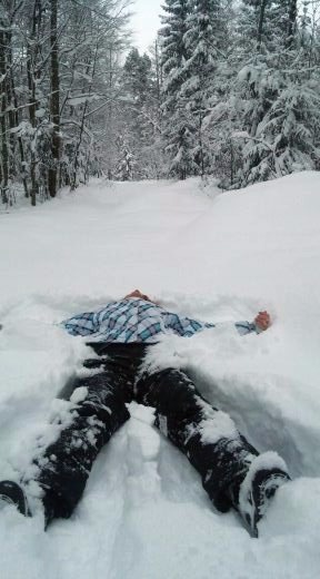 Прогулка в заснеженный лес с Морисом (фото 6)