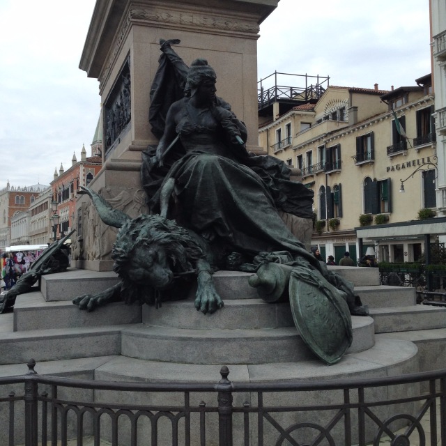 Приключения Минуш в Италии [Часть 2] Венеция -"Волшебный город на волнах, мечты высокой воплощенье"