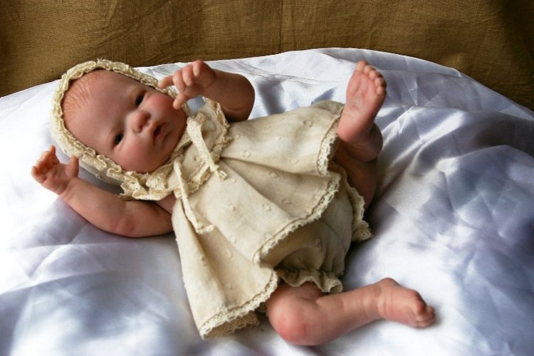 Новый малыш родился. Мини реборн (фото 2)