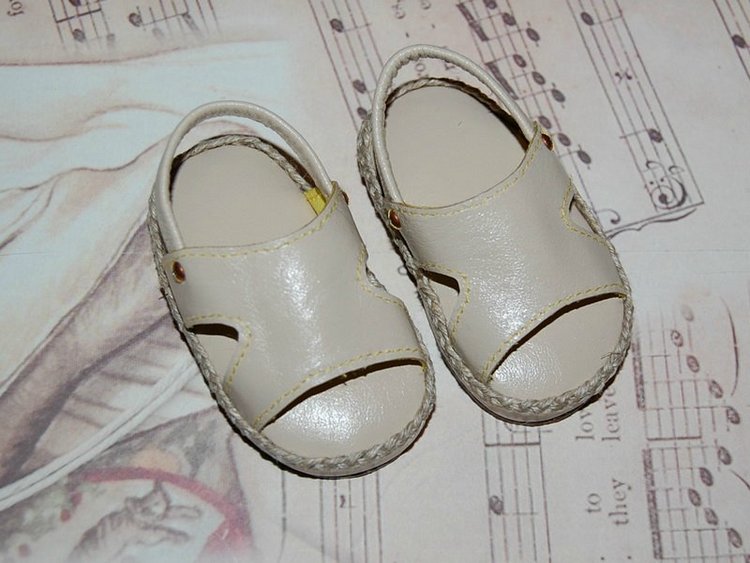 Моя обувная лавка :) — Одежда и обувь для кукол своими руками: фото (фото 6)