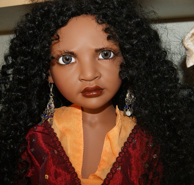 Экспрессивные куклы Philip Heath - XIMA Ethnic XIMA FOUND Shahiben Found Ulia