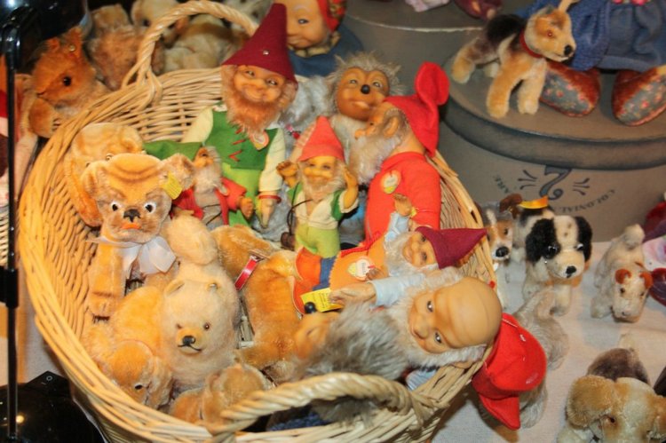 Выставка кукол, мишек тедди, кукольных домиков и миниатюры в Нидерландах 24-25 октября 2015 год. Шестая часть | Бэйбики Выставка кукол, мишек тедди, кукольных домиков и миниатюры в Нидерландах 24-25 октября 2015 год. Шестая часть