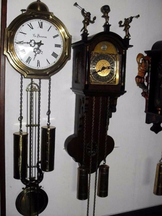 Старинные часы еще идут. Коллекция старинных часов