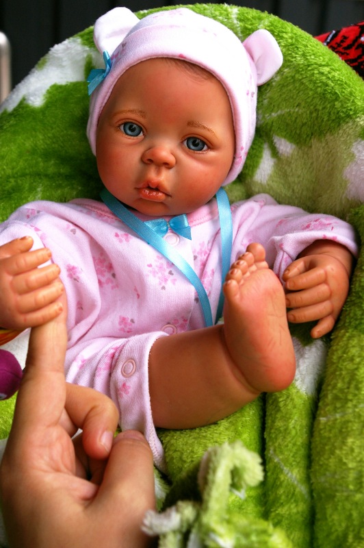 Дашенька родилась — ООАК и репейнт игровых кукол: Bratz (фото 5)
