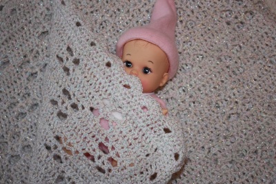 Укутаю Карапузика белоснежным пледиком