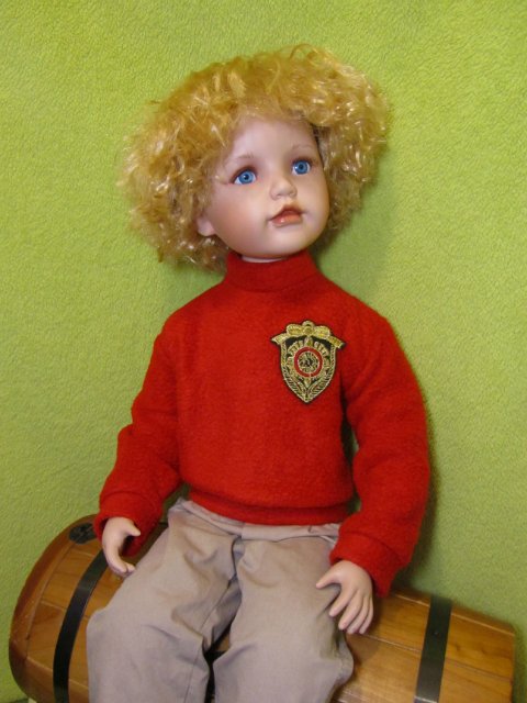 Два в одном. Фарфоровый мальчик