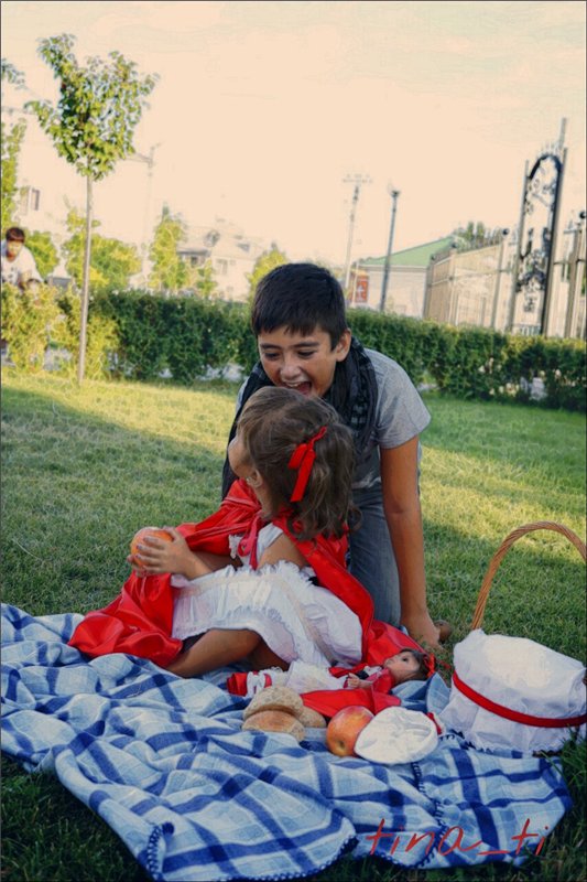 Кукла и ее девочка...Little red riding hood. Часть первая (городская)