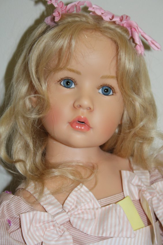 Мое посещение магазина Гюнзел. Выбор кукол из коллекции 2016 года. Заключительная часть - Бела