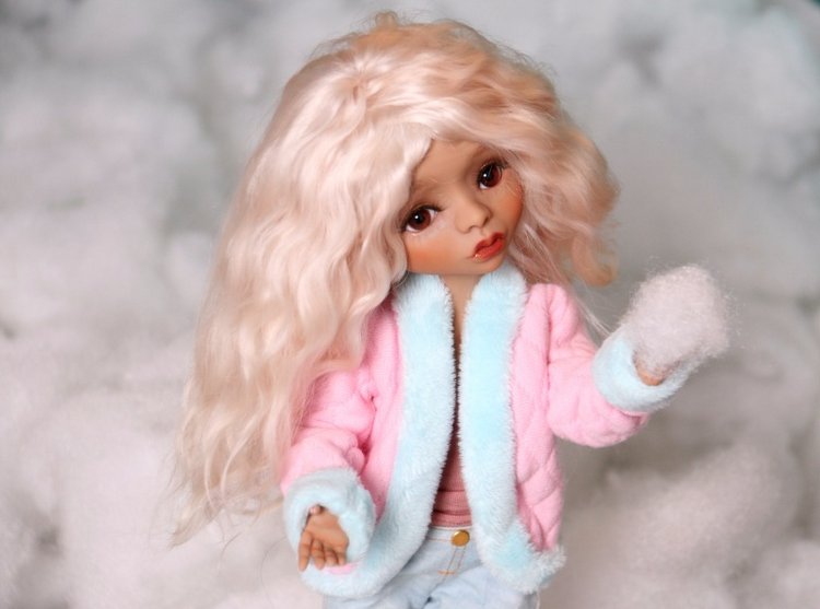 Новогоднее настроение в ноябрьский дождь. Шарнирная кукла (фото 6)