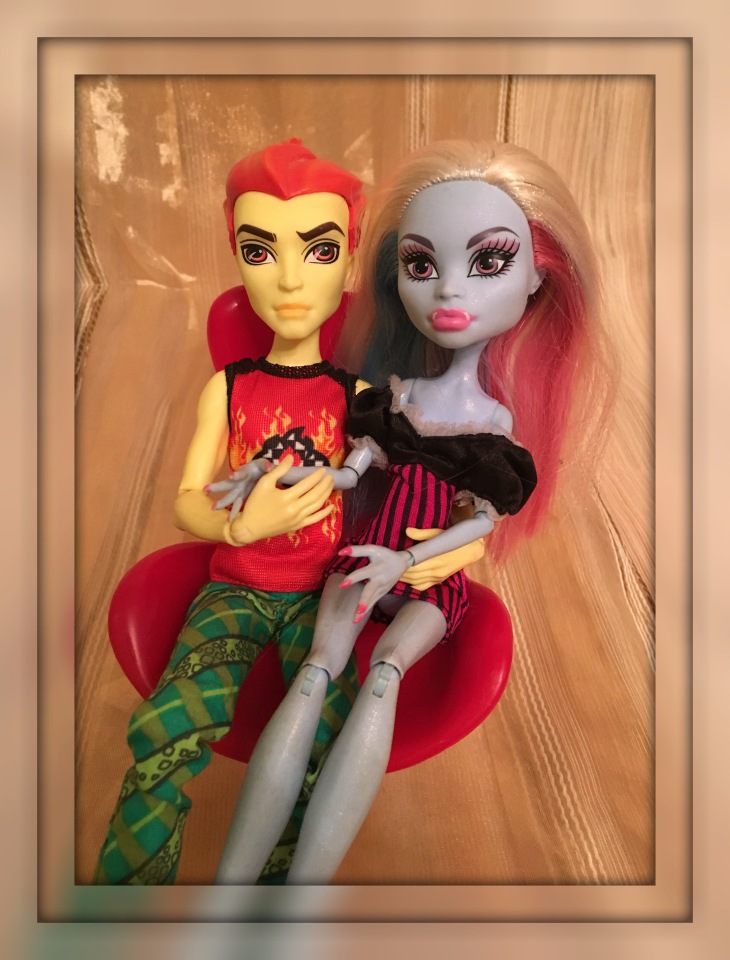 Этюд в персиковых тонах или коллекция монстров