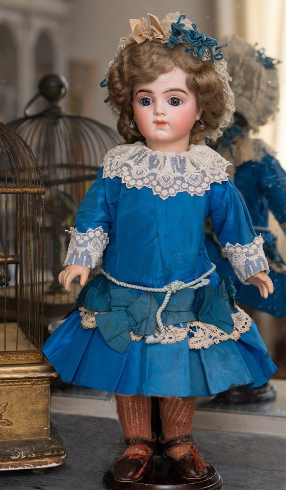 Сборная солянка кукольных нарядов - для вдохновения