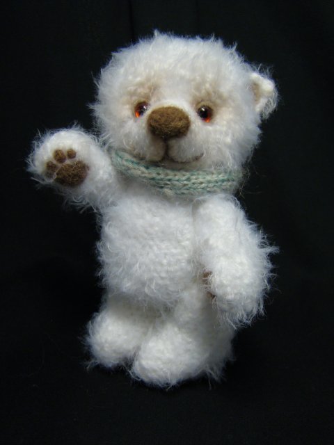 Снежный медведь. Игрушка вязанная крючком Ольги Чернухо (фото 3)