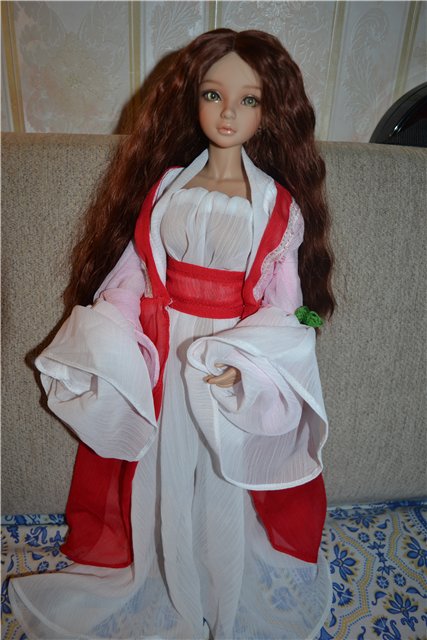 Как Татьяна и Ева примеряют новые платья. Iplehouse BJD Elin