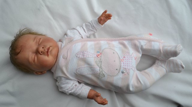 Реборненок для ребенка — Куклы Nines d'Onil (Нинес): Миа (Mia) (фото 2)