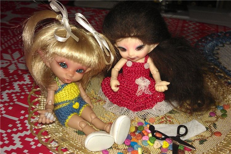 Мы не ели и не пили, для сестренки платье шили (фото 3)