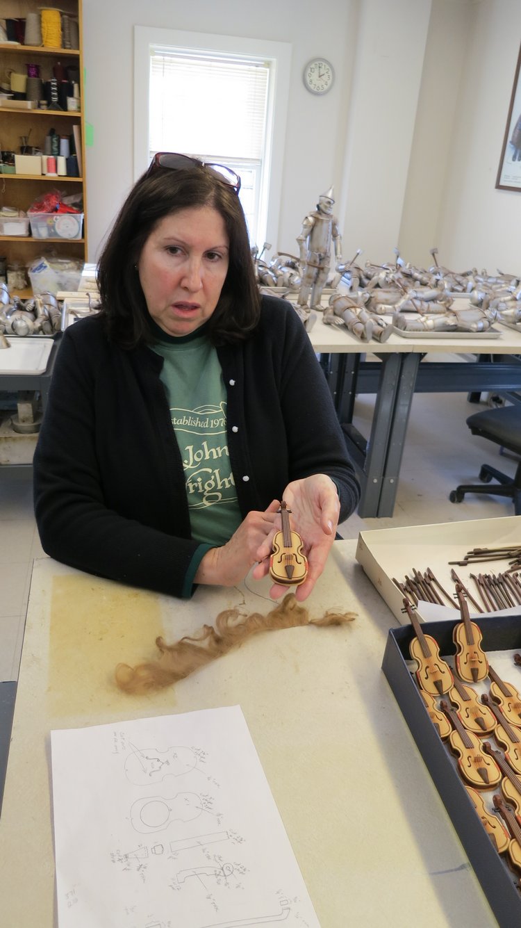 Впервые за 40 лет. День открытых дверей на кукольной фабрике R John Wright. Часть четвертая: Процесс производства. Окончание