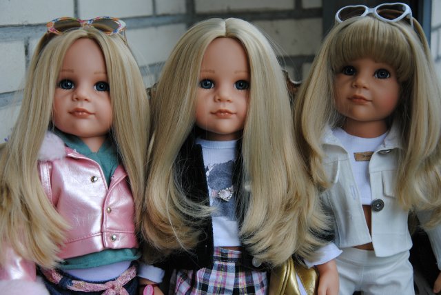 Мы сестренок соберем - будем модничать втроем! :) Красотки Сары-модницы от Gotz 2004, 2007, 2009