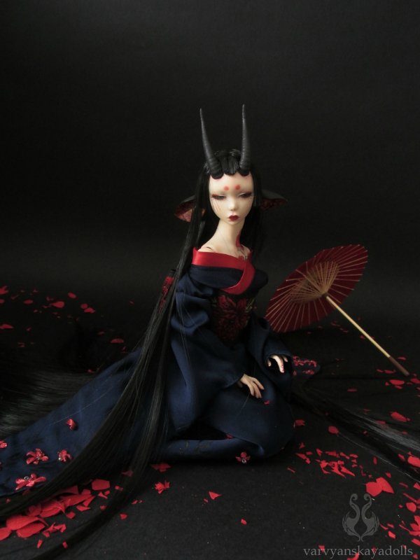 Полиуретановая шарнирная кукла Цубаки (Камелия) (фото 7)