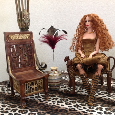 Эксклюзивная кукольная мебель.Трон Тутанхамона