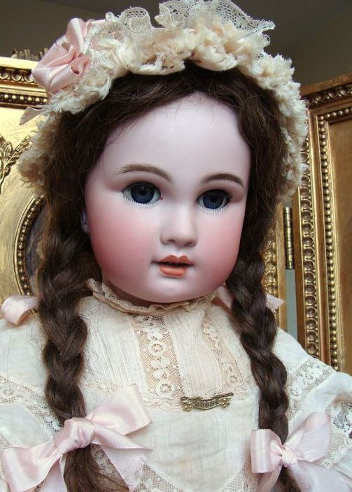 Внимание, опасный вирус — Редкие антикварные куклы и реплики: воск