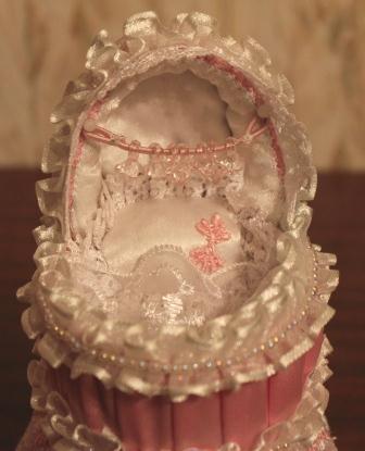 Мастер-класс - Мебель для кукол. Колыбелька для крохотулечки