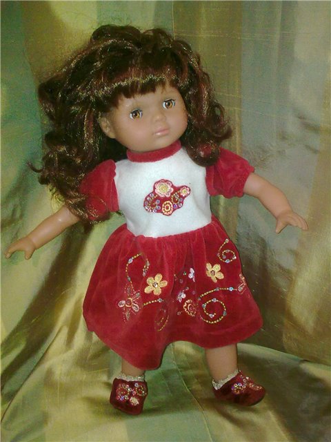 Одеваем наших кукол