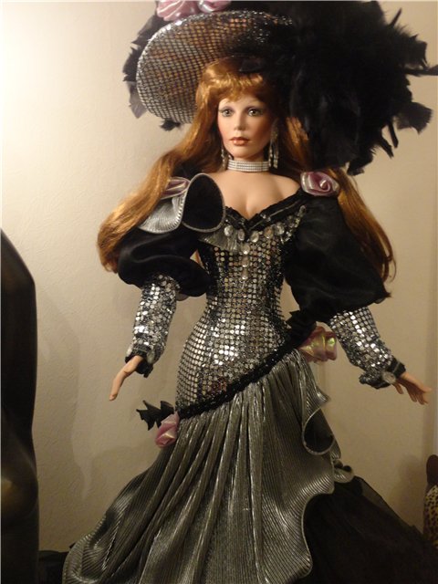 Модные новинки этого сезона. Модель от Русти