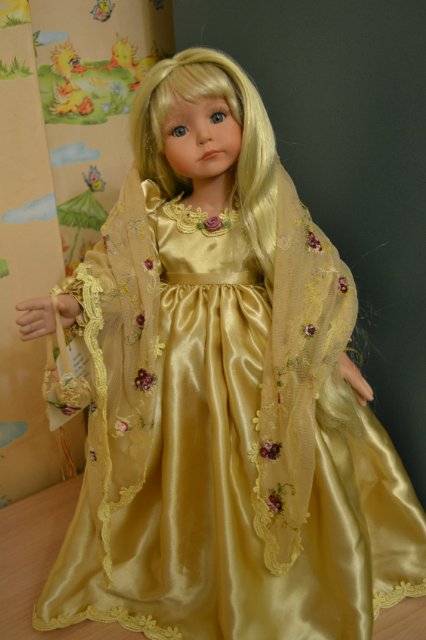 "Посреди золотого поля встанет..." - "золотая" кукла от Линды Рик