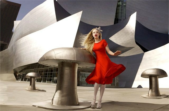 Глубока ли кроличья нора или Хэллоуин в Зазеркалье