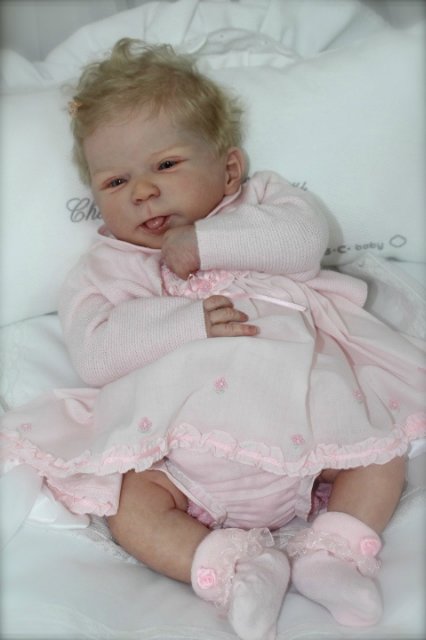 Прототип Cathy Кэти Olga Auer