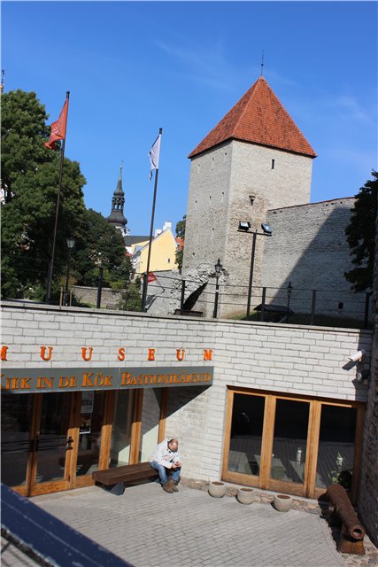 Средневековый Таллинн-город живой истории