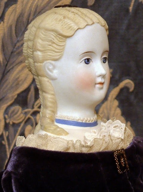 Паросские куклы. Antique Parian Doll
